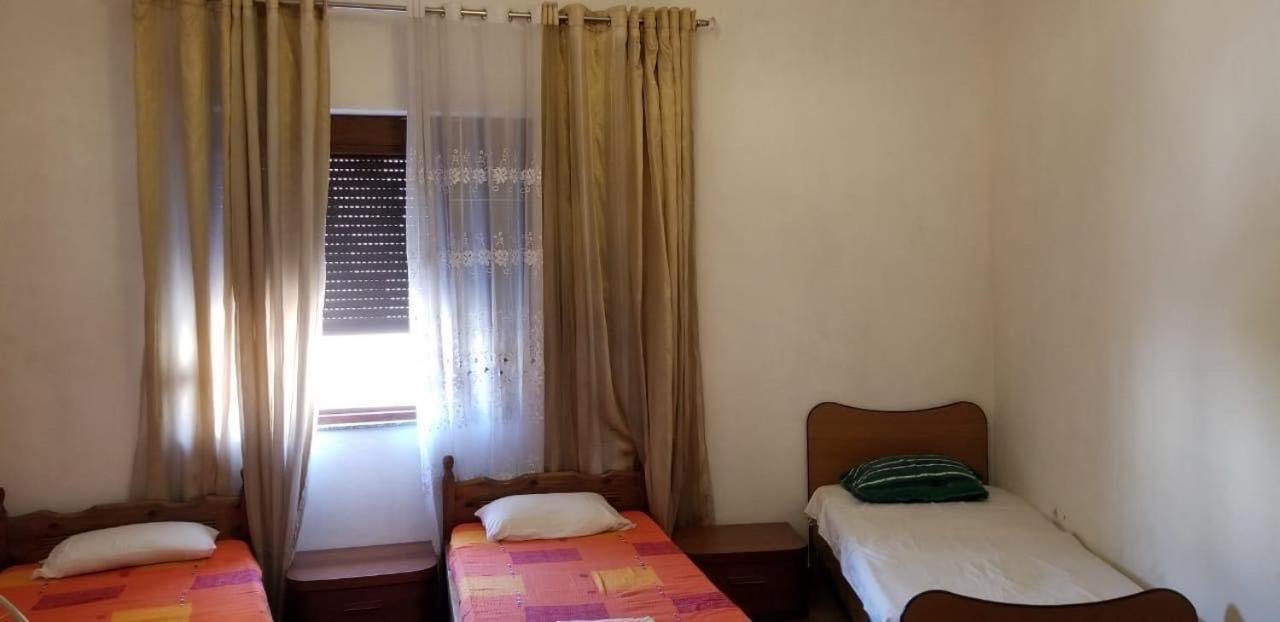 דורס Port Side Rooms מראה חיצוני תמונה